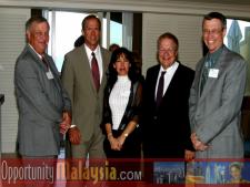 Photo taken in the penthouse suite at the Atlantic hotel in Fort Lauderdale. Doug Everett, Lance MacLean, Zoila Quijaudna, Bernhard Schutte and David Lyons.From left to right: Doug Everett, CEO of the Pompano Beach Chamber of Commerce, Lance MacLean, President of Skytruck Company, Zoila Quijaudna, Bernhard Schutte, Chairman of Asia Committee USA and David Lyons, Editor Daily Business Review.