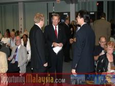 Opportunity Malaysia Mission Briefing in Boca RatonBernhard Schutte, Chairman of Asia Committee USA, Inc., Congressman Clay Shaw and Phang Ah Tong, Executive Director of MIDA USA Region. 