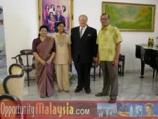 Bernhard Schutte on the Malaysia Pre Mission Trip November 2004Bernhard Schutte, Chairman of Asia Committee USA