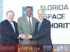 Malaysian Ambassador Ghazzali meeting with Bernhard Schutte, and Captain Winston Scott.Captain Winston Scott, Executive Director of Florida Space Authority, Bernhard Schutte, , Chairman of Asia Committee USA, and Malaysian Ambassador Ghazzali 