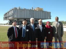 Malaysian Ambassador Visit January 2005Wong Seng Foo, Malaysian Trade Attache' to U.S., Phang Ah Tong, Consulate General of Malaysia, Malaysian Ambassador Ghazzali, Bernhard Schutte, , Chairman of Asia Committee USA, Dr. Zahratul Kamar Mahmud, Director Malaysian Students Department, and Captain Winston Scott, Executive Director of Florida Space Authority 