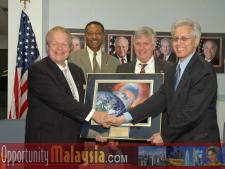 Malaysian Ambassador Visit January 2005Malaysian Ambassador Visit January 2005