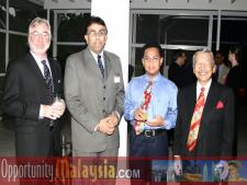 Opportunity Malaysia main Trip February 25 - March 6 2005Bernhard Schutte, Chairman of Asia Committee USA
