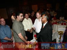 Manjit Gill meets with the Chief Minister of KedahManjit Gill, Attorney at Becker and Poliakoff, P.A. and Dato' Seri Syed Razak bin Syed Zain, Chief Minister of Kedah
