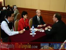 Ralph Locher speaking at his One-on-One Appointments in KedahRalph Locher, Partner of Lerner & Greenberg, P.A.