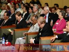 Reception held at Kulim Golf & Country ResortWilliam Zarit, Senior Commercial Officer KL, Dato' Seri Syed Razak bin Syed Zain, Chief Minister of Kedah, and Bernhard Schutte, CEO of Digital Media (DMNI)
