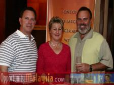 Fred & Betty Ann Rogacki meet with Jim TarltonFred Rogacki, President & CEO of International Warehouse Services, Betty Ann Rogacki, Vice President of International Warehouse Services, and Jim Tarlton, President of the Broward Alliance