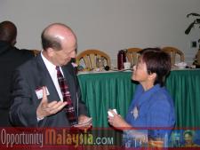 Debriefing Breakfast at Pompano Beach, Bernhard Schutte, Chairman of Asia Committee USA