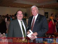 Debriefing Breakfast at Pompano Beach, Bernhard Schutte, Chairman of Asia Committee USA