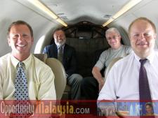 In the air with the Pilatus P12.
Flight to the Florida Space Authority.From left to right: Michael Corbit the Executive Director of The Internet Coast, James P. Tarlton President of The Broward Alliance, Christopher Pollock the President of the Greater Fort Lauderdale Chamber of Commerce, Bernhard Schutte the Chairman of Asia Committee USA.