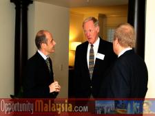 Jacques Roy, welcoming Joel Gustafson to the Atlantic Hotel together with Bernhard SchutteFrom Left to right: Jacques Roy, General Manager of The Atlantic Hotel, Joel Gustafson, District Director of the Office of Congressman Clay Shaw Jr. and Bernhard Schutte, Chairman of Asia Committee USA(DMNI.