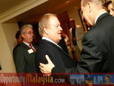 Christopher Pollock, Bernhard Schutte and Ken Haiko, discussing the importance to go on the Malaysian mission.From left to right: Christopher Pollock, President of the Greater Fort Lauderdale Chamber of Commerce, Bernhard Schutte, Chairman of Asia Committee USA and Ken Haiko, Chairman, Board of Supervisors of Florida Space Authority